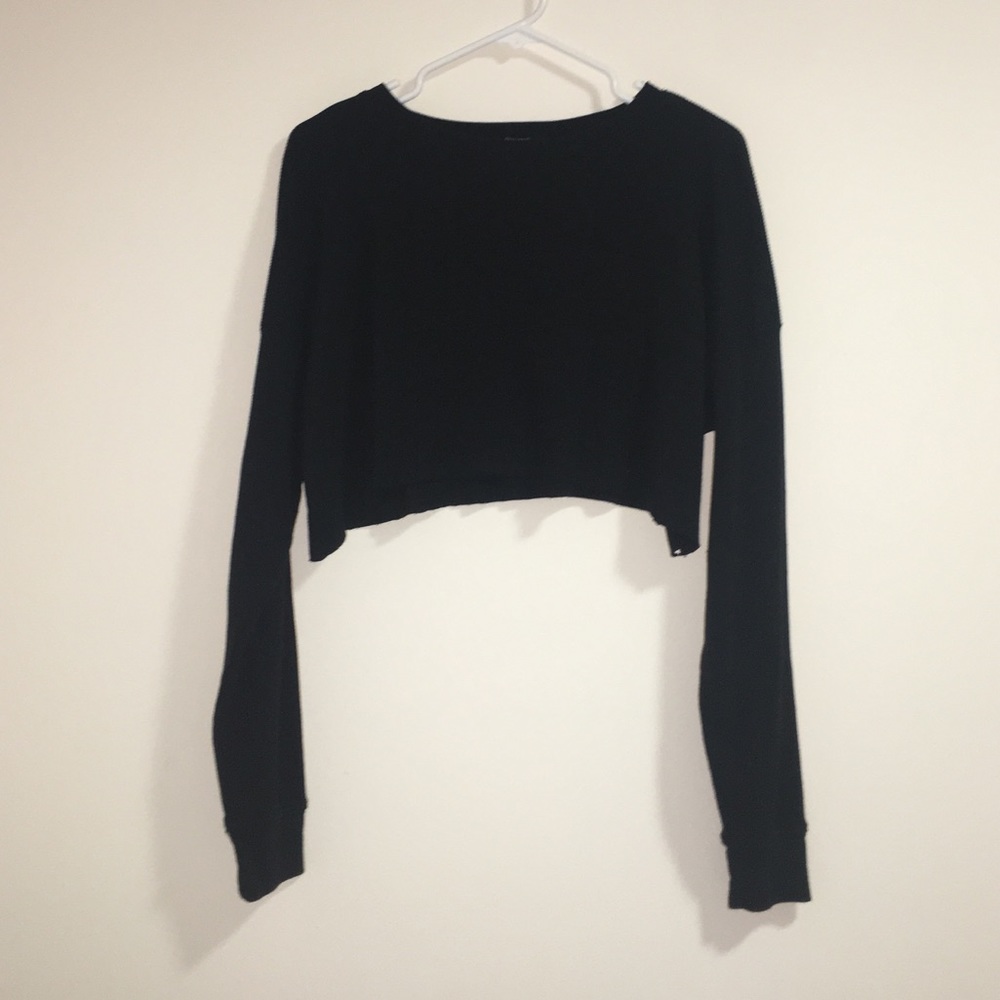 Cropped black long sleeve